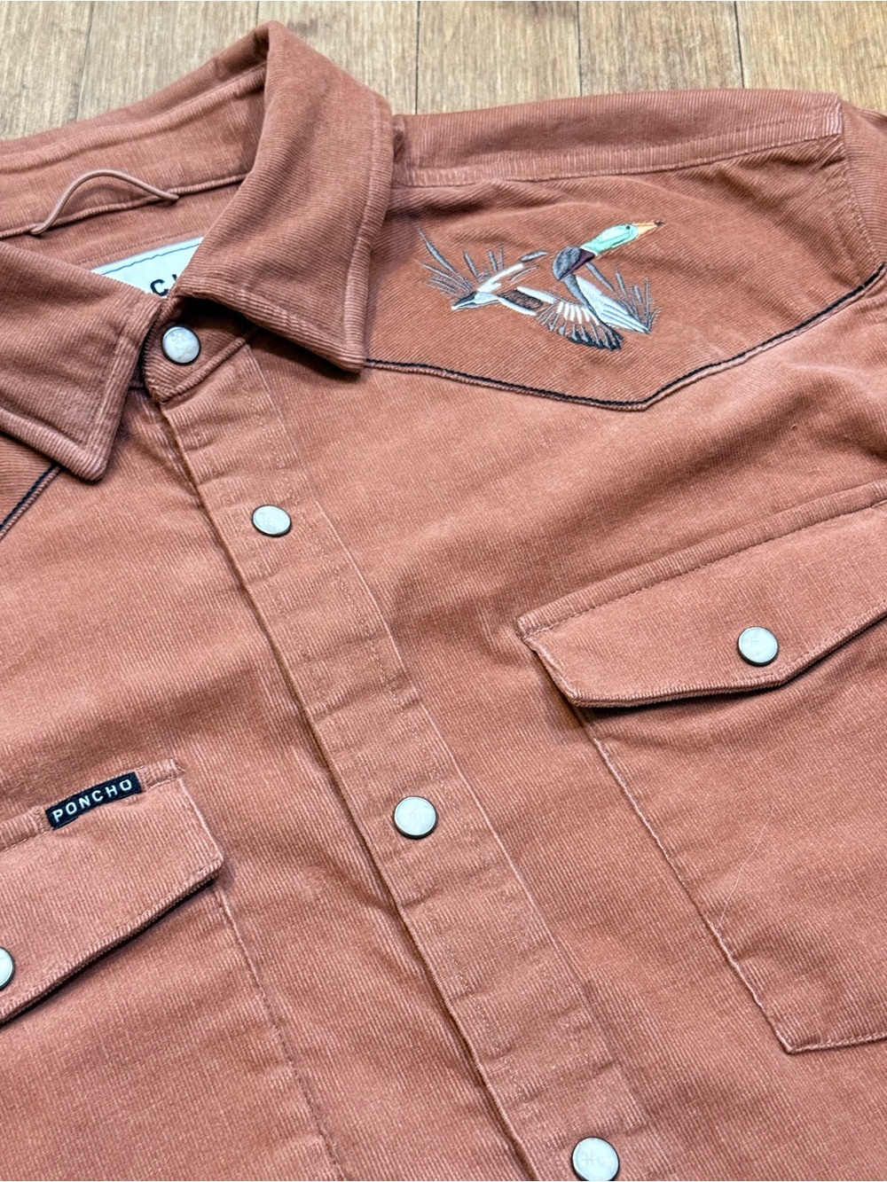 The PONCHO x Thomas Rhett The Valdosta Corduroy Shirt **RARE** MEDIUM (slim)